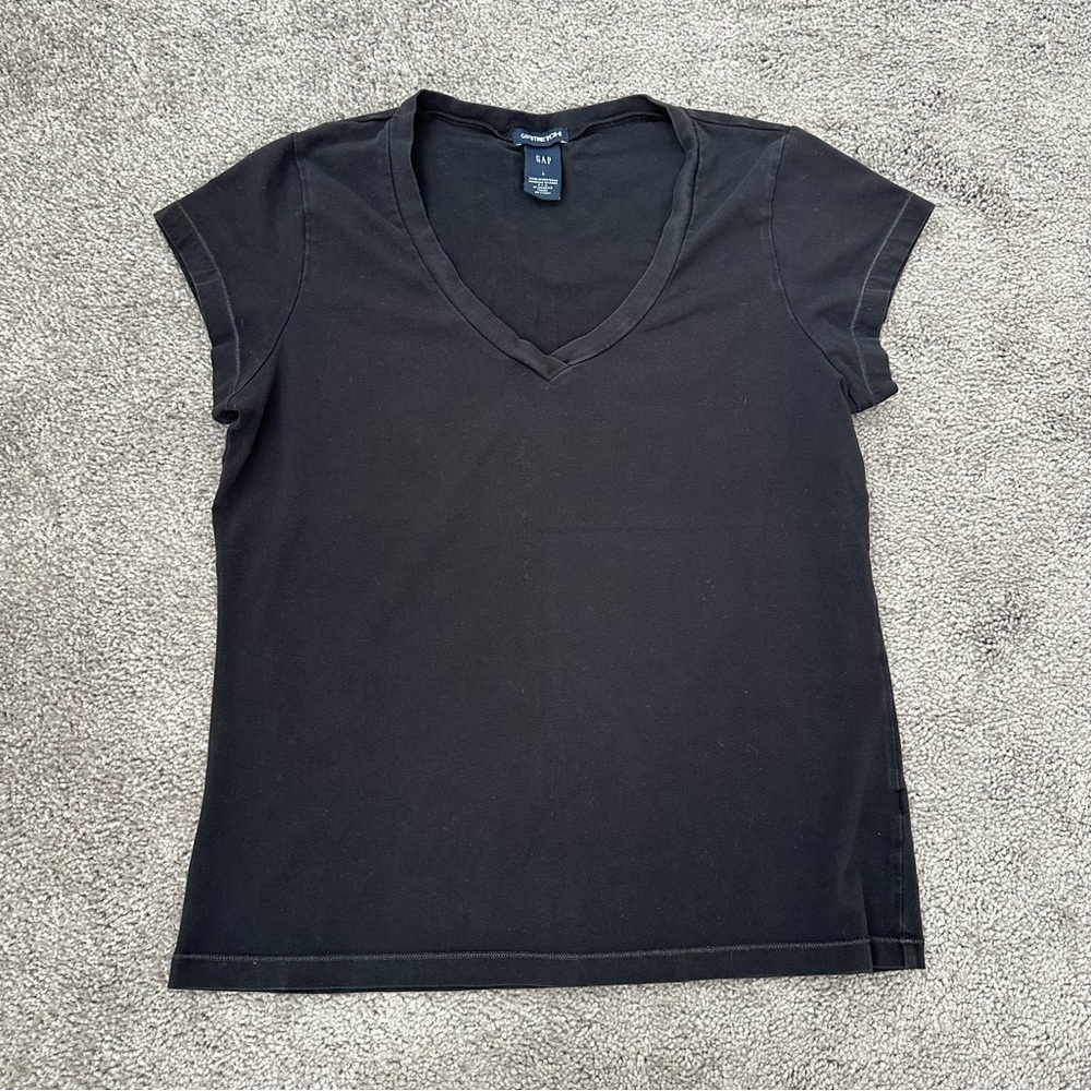 GAP Black V-Neck Women's Top